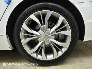 KMHE341AGGA157947 2016 HYUNDAI LF SONATA 1.7 DIESEL SMART-4