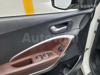 KMHSR81XDJU289607 2018 HYUNDAI  MAXCRUZ DIESEL(E-VGT)R2.2 4WD 파이니스트 EDITION 6 SEATS-5