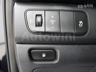 KNACB81CGHA029135 2017 KIA NIRO 1.6 PRESTIGE-4
