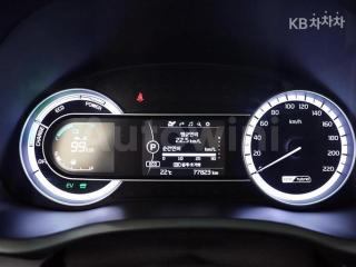 2017 KIA NIRO 1.6 PRESTIGE - 14