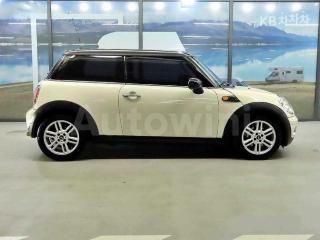 WMWMF3106ATW46091 2010 MINI COOPER 1.6 SE-2
