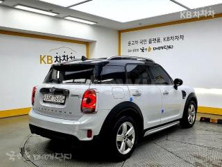 WMWYT9104J3D75189 2018 MINI COOPER COUNTRYMAN D 2.0-2
