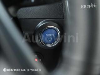 2016 TOYOTA CAMRY HYBRID - 20