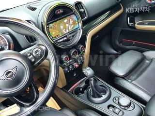 2019 MINI COOPER COUNTRYMAN 1.5 COOPER HIGHTRIM - 10