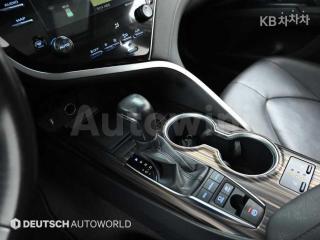 2018 TOYOTA CAMRY 2.5 HYBRID XLE - 9