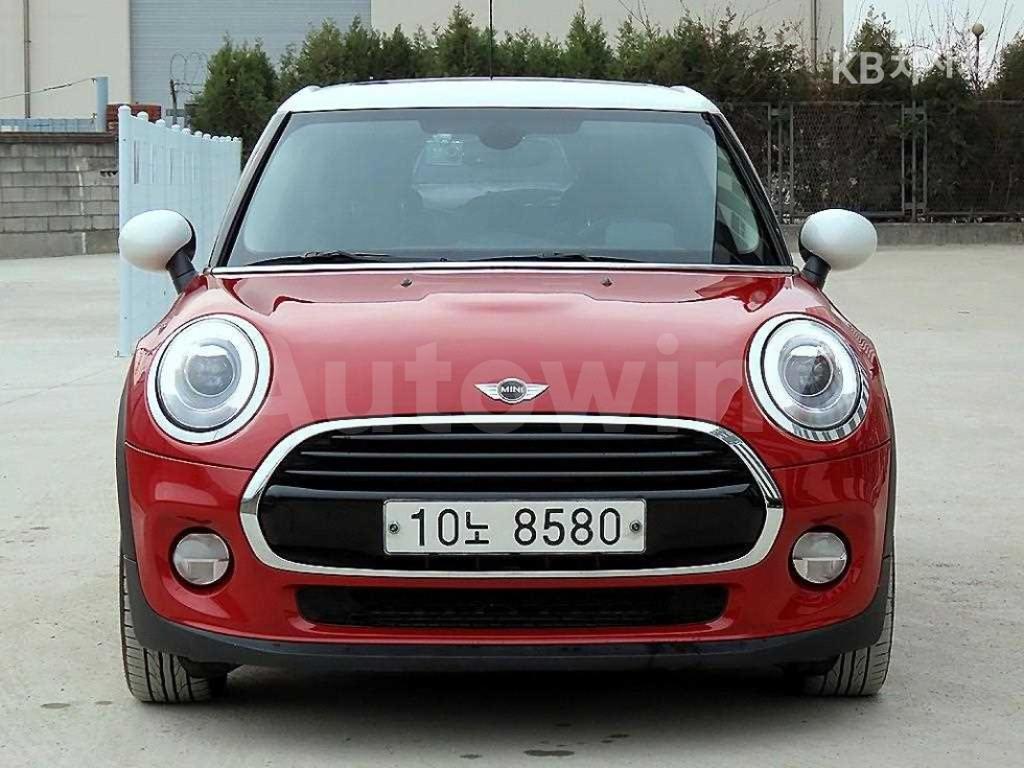 WMWXU1105J2H33478 2018 MINI COOPER 5DOORS 1.5 HIGH트림-0