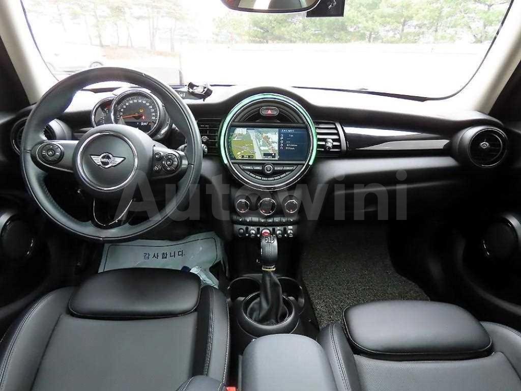 2018 MINI COOPER 5DOORS 1.5 HIGH트림 - 18
