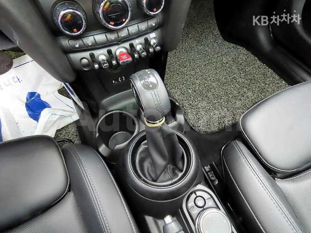 2018 MINI COOPER 5DOORS 1.5 HIGH트림 - 9