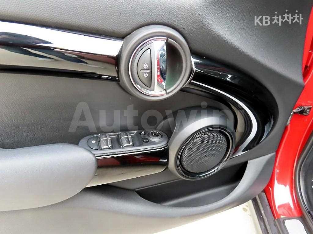 2018 MINI COOPER 5DOORS 1.5 HIGH트림 - 10
