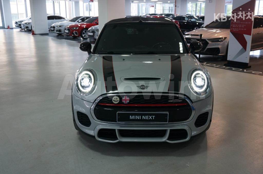 WMWWH910XK3F86665 2019 MINI  CONVERTIBLE 2.0 JCW-0
