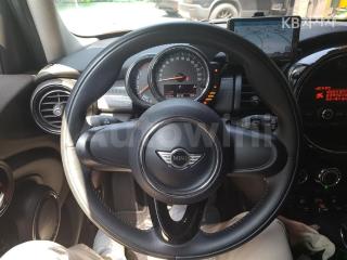2015 MINI COOPER 5DOORS D 1.5 - 8