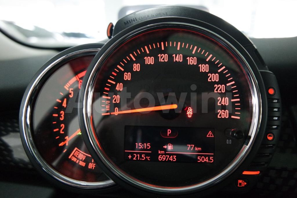 WMWXT7109J2C17002 2018 MINI COOPER 5DOORS SD 2.0-4