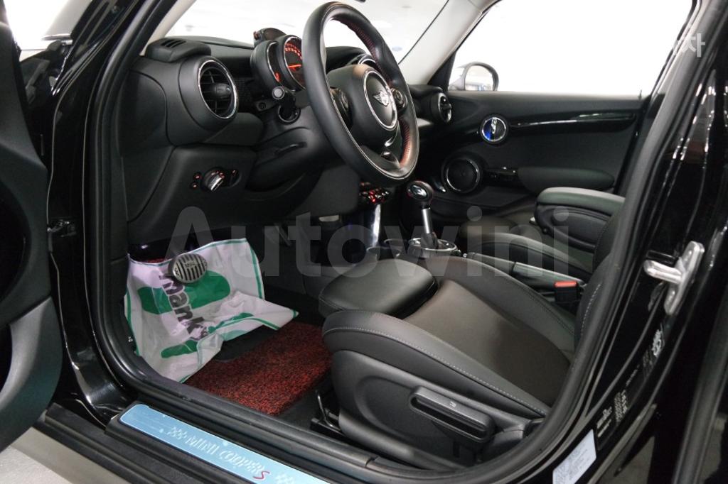 2018 MINI COOPER 5DOORS SD 2.0 - 13