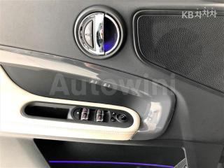 2019 MINI COOPER COUNTRYMAN 2.0 COOPER S ALL4 - 16