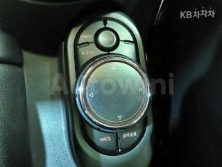 2018 MINI COOPER 5DOORS 1.5 HIGH트림 - 12
