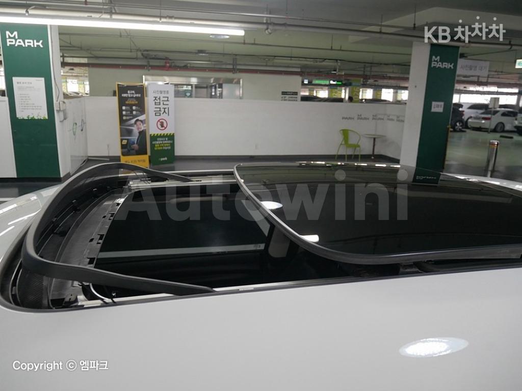 2018 MINI COOPER 3DOORS D 1.5 미드트림 - 17