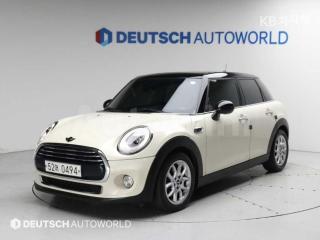 WMWXT3102G2C95302 2016 MINI COOPER 5DOORS D 1.5-0