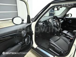 2016 MINI COOPER 5DOORS D 1.5 - 11
