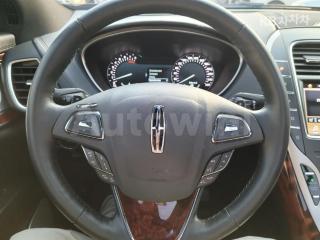 2LMPJ8LP8HBL28215 2017 LINCOLN MKX 2.7 AWD BASIC-5