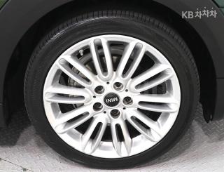 2016 MINI COOPER 5DOORS D 1.5 미드트림 - 19