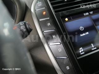 2017 LINCOLN MKC 2.0 AWD 리저브(102A) - 15