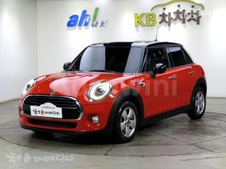 WMWXU1105K2L08017 2019 MINI COOPER 5DOORS 1.5 BASIC-0