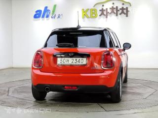 WMWXU1105K2L08017 2019 MINI COOPER 5DOORS 1.5 BASIC-2