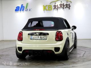 WMWWG9101J3A89361 2018 MINI  CONVERTIBLE S 2.0-2