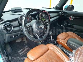 WMWWG9106H3A89351 2017 MINI  CONVERTIBLE S 2.0-4