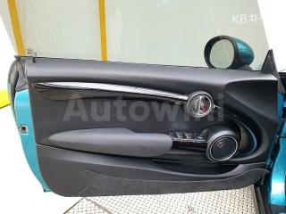 2017 MINI  CONVERTIBLE S 2.0 - 8