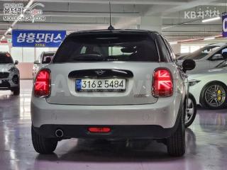 WMWXV7108M2N85781 2021 MINI COOPER 5DOORS 1.5 BASIC-2
