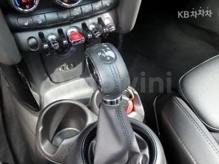 2018 MINI COOPER 5DOORS 1.5 HIGH트림 - 11