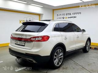 2LMPJ8LP4HBL36943 2017 LINCOLN MKX 2.7 리저브-2