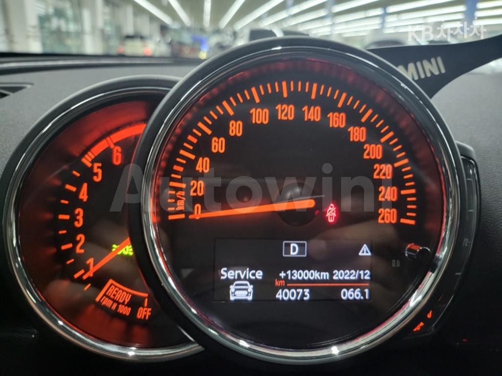 2019 MINI COOPER CLUBMAN 2.0 COOPER D BASIC - 5