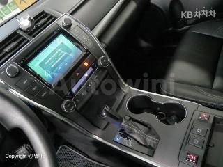 2016 TOYOTA CAMRY LE - 9
