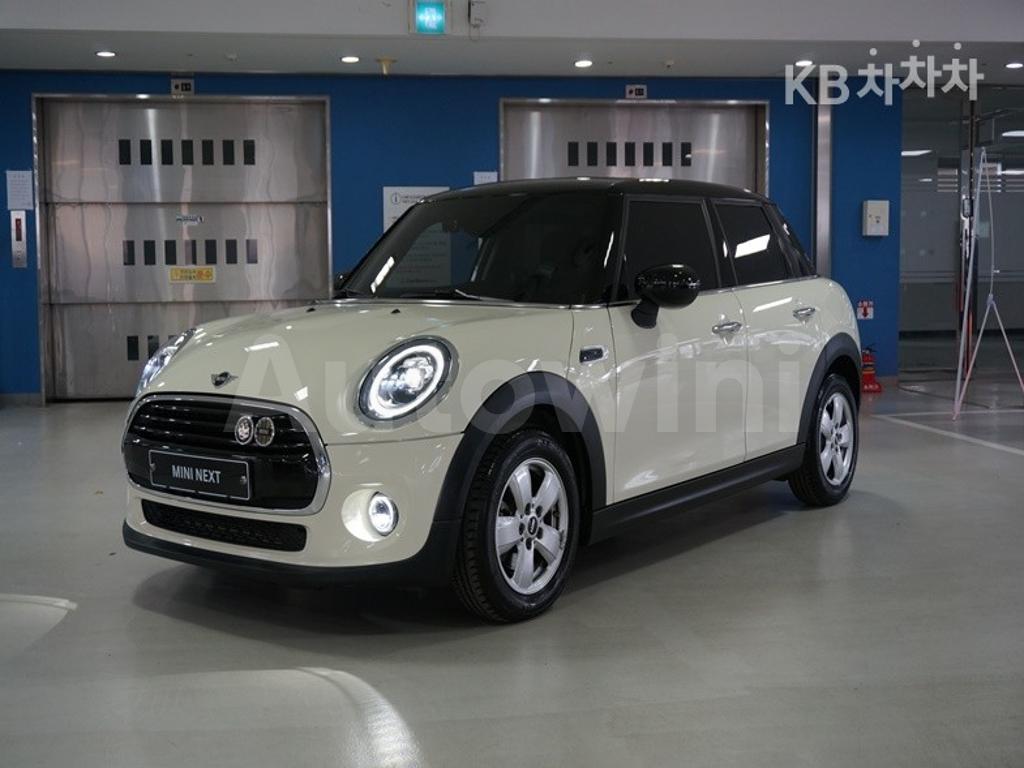 WMWXV7102L2M69961 2020 MINI COOPER 5DOORS 1.5 BASIC-1