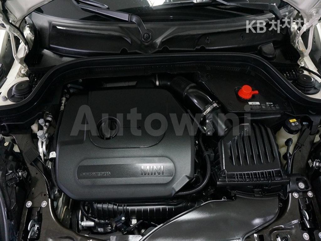 WMWXV7102L2M69961 2020 MINI COOPER 5DOORS 1.5 BASIC-5