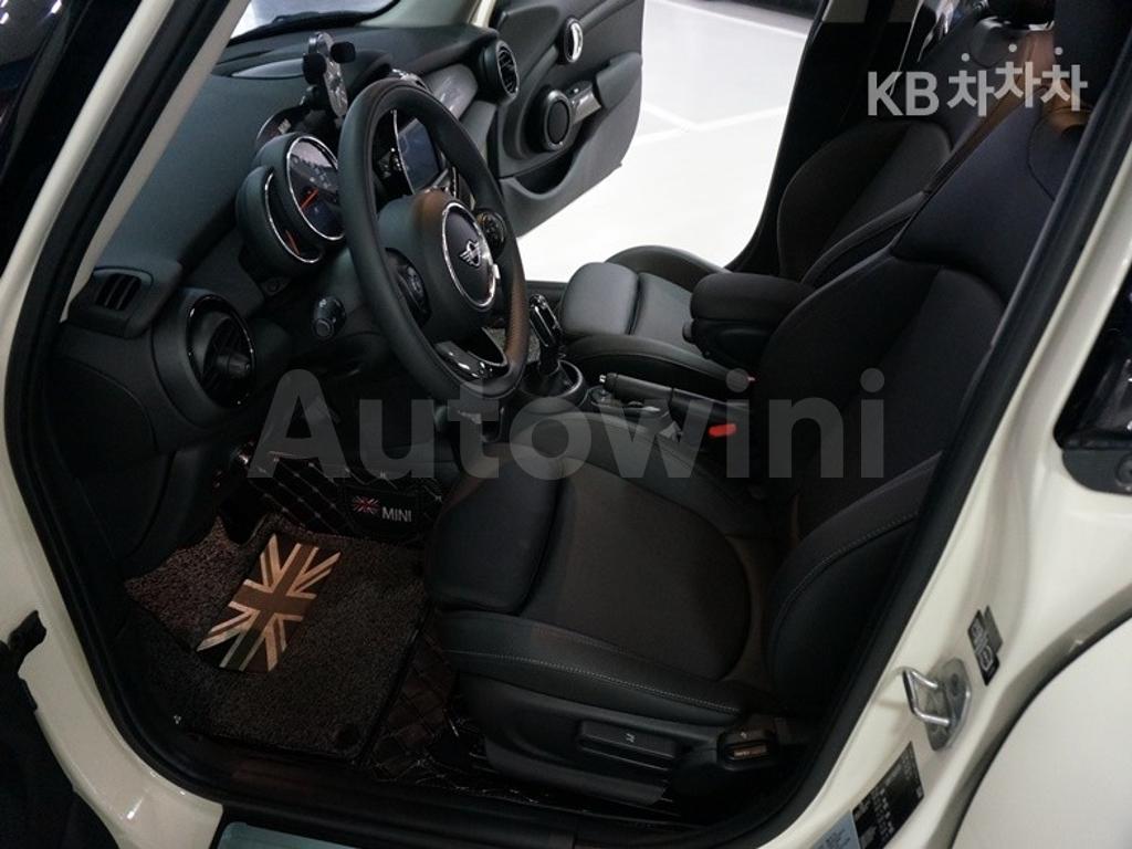 2020 MINI COOPER 5DOORS 1.5 BASIC - 13