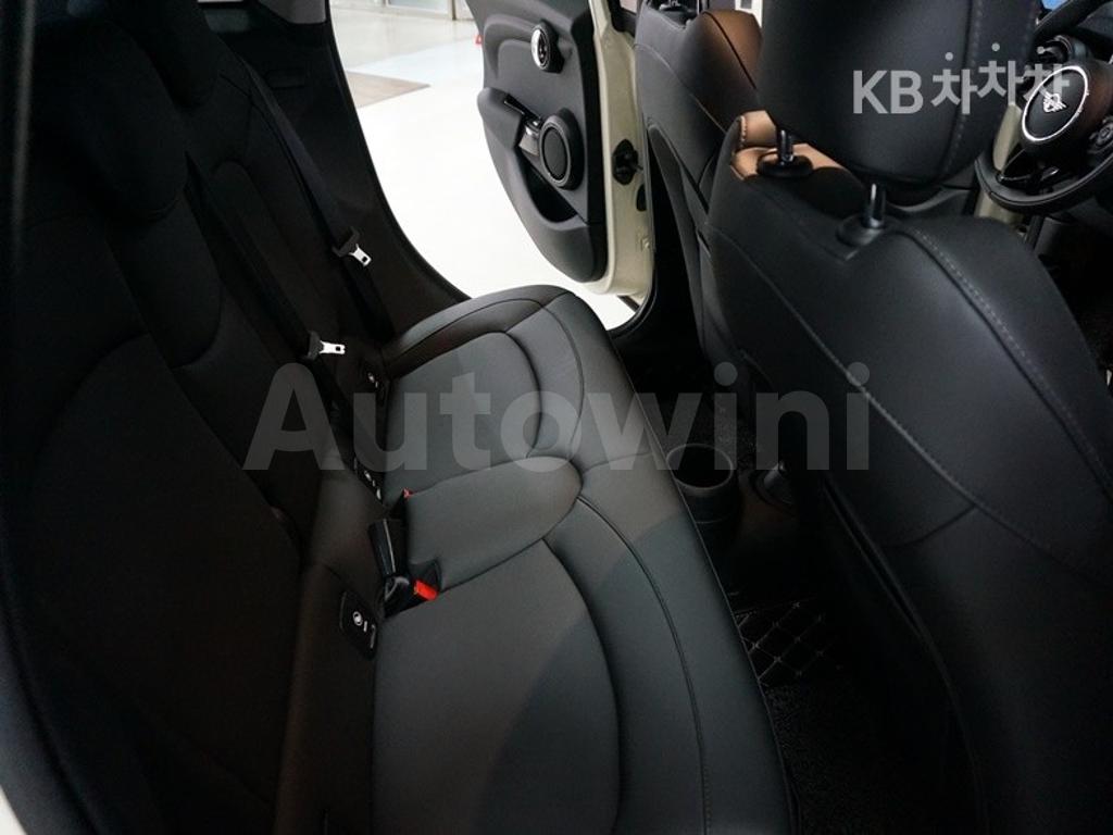 2020 MINI COOPER 5DOORS 1.5 BASIC - 15