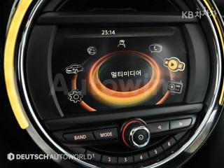 2015 MINI COOPER 5DOORS D 1.5 미드트림 - 15