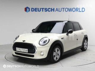 WMWXU1100J2H33467 2018 MINI COOPER 5DOORS 1.5 BASIC-0