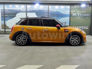 WMWXU3101FT892749 2015 MINI COOPER 5DOORS S 1.6-2