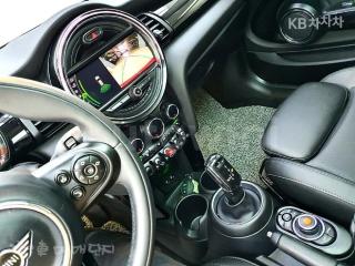 2020 MINI COOPER 3DOORS 1.5 HIGH트림 - 11