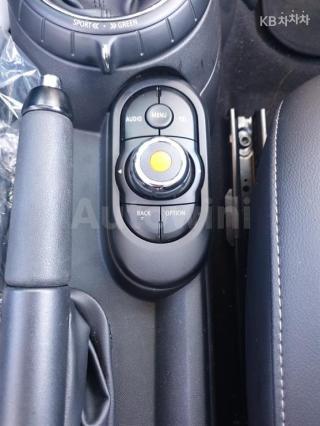 2015 MINI COOPER 5DOORS D 1.5 - 8