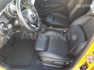 2015 MINI COOPER 5DOORS D 1.5 - 9