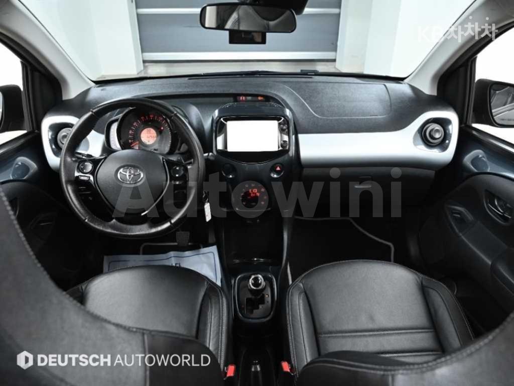 2017 TOYOTA WIGO 1.0 5 DOOR - 7