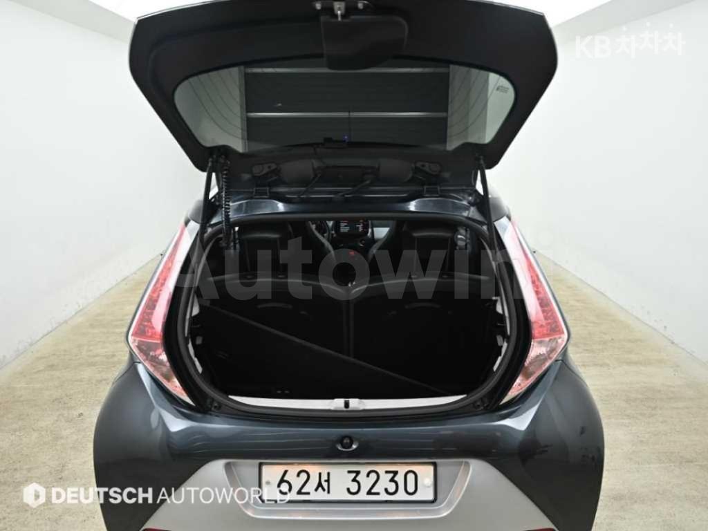 2017 TOYOTA WIGO 1.0 5 DOOR - 20