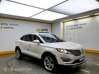 5LMCJ2A97FUJ35103 2015 LINCOLN MKC 2.0 AWD 리저브(102A)-1