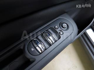 2018 MINI COOPER CLUBMAN 1.6 일반형(08~) - 12