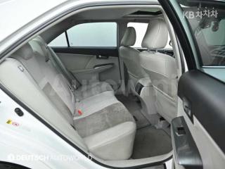 2012 TOYOTA CAMRY 2.5 HYBRID XLE - 12